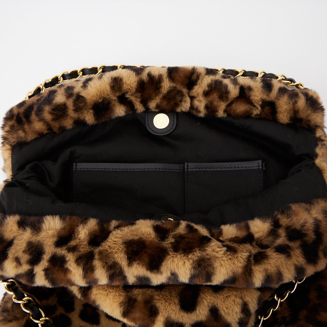 VIOLAd'ORO [ヴィオラドーロ] ELMO エコファーチェーンバッグ [V-9063] LEOPARD