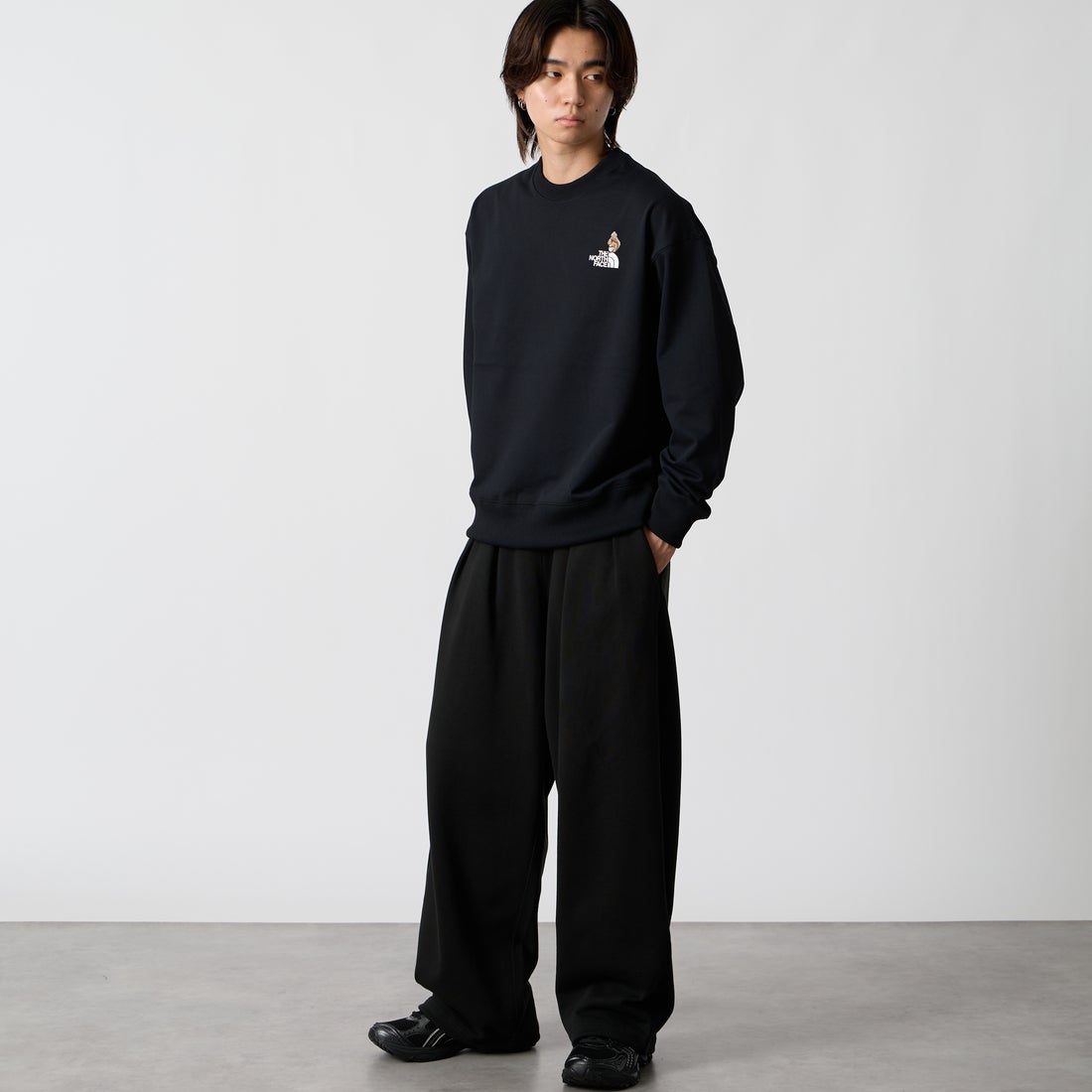 THE NORTH FACE [ザ ノースフェイス] ズーピッカークルー [NT62638] K &&モデル身長：177cm 着用サイズ：M&&