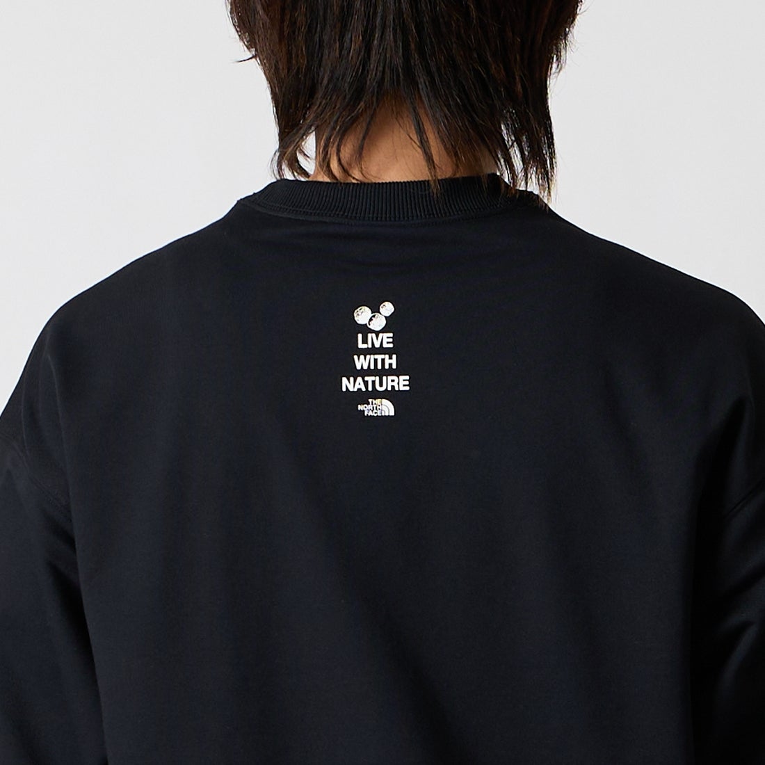 THE NORTH FACE [ザ ノースフェイス] ズーピッカークルー [NT62638] K &&モデル身長：177cm 着用サイズ：M&&