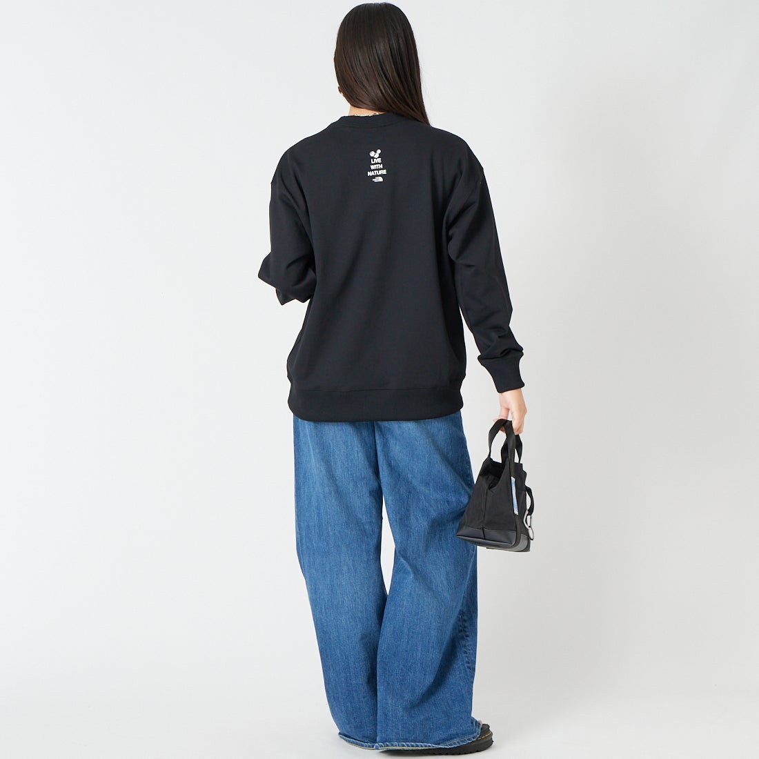 THE NORTH FACE [ザ ノースフェイス] ズーピッカークルー [NT62638] K &&モデル身長：162cm 着用サイズ：S&&
