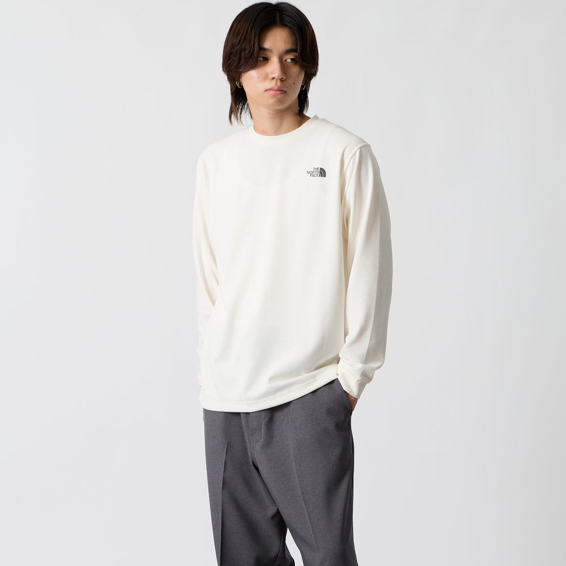 THE NORTH FACE [ザ ノースフェイス] ロングスリーブスノーレッククルー [NT82690] OW &&モデル身長：177cm 着用サイズ：M&&