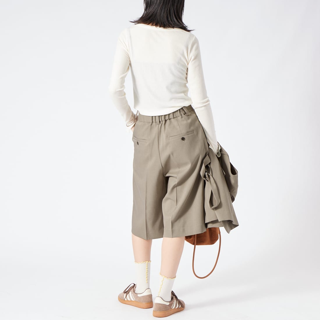 USINE [ユジーヌ] イージーケアバミューダパンツ [21269054]ｸﾞﾚｰｼﾞｭ &&モデル身長：162cm 着用サイズ：36&&
