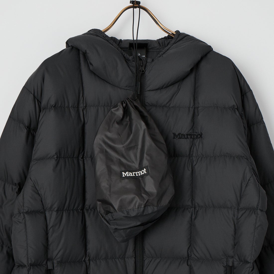 Marmot [マーモット] 別注 フード付き ライトダウンジャケット [MTFW26UDW328IN-JF] BLACK