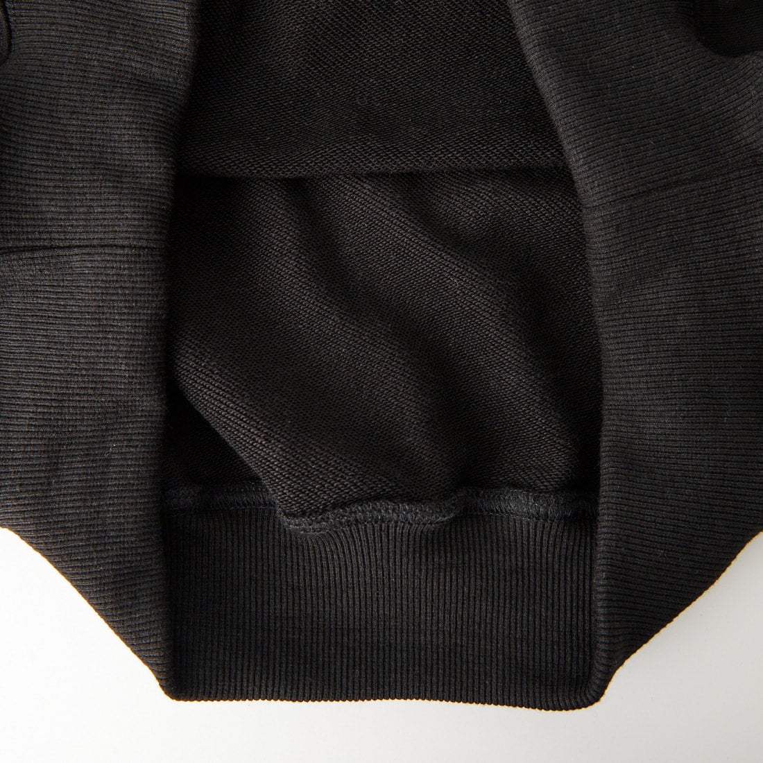 Marmot [マーモット] 別注 コレクションロゴ バックプリントスウェットパーカー [MTFW26USW334IN-JF] BLACK