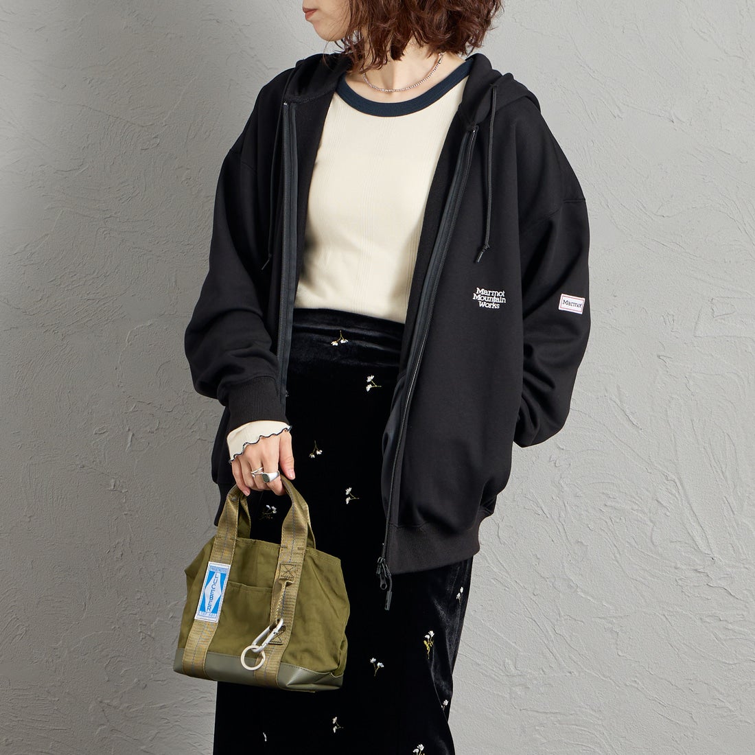 BLACK&&モデル身長：158cm 着用サイズ：S&&