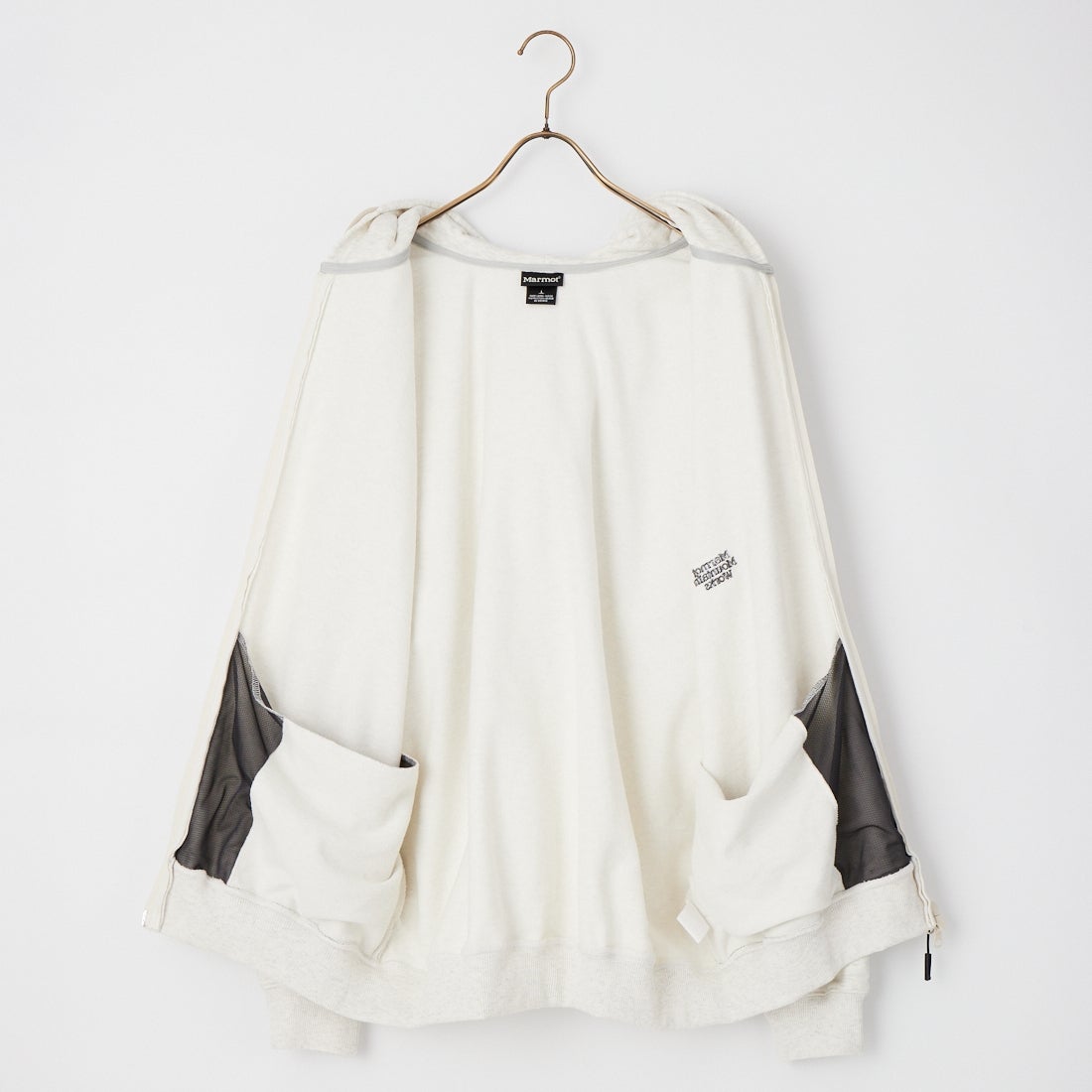 Marmot [マーモット] 別注 ワンポイントロゴ刺繍 ジップパーカー [MTFW26USW333IN-JF] ASH GRAY
