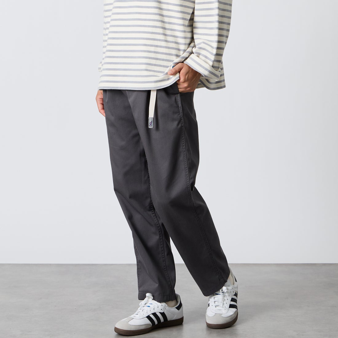 GRAMiCCi [グラミチ] 別注 T/C エブリデイパンツ [GMP6-F1025-JF] CHARCOAL &&モデル身長：175cm 着用サイズ：M&&