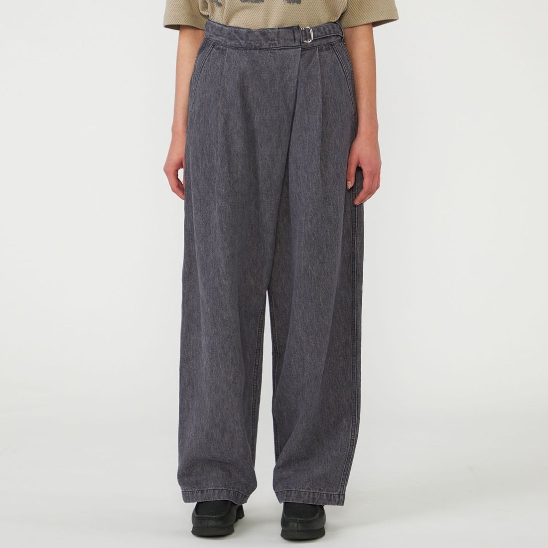 H GRAY&&モデル身長：161cm 着用サイズ：WS&&