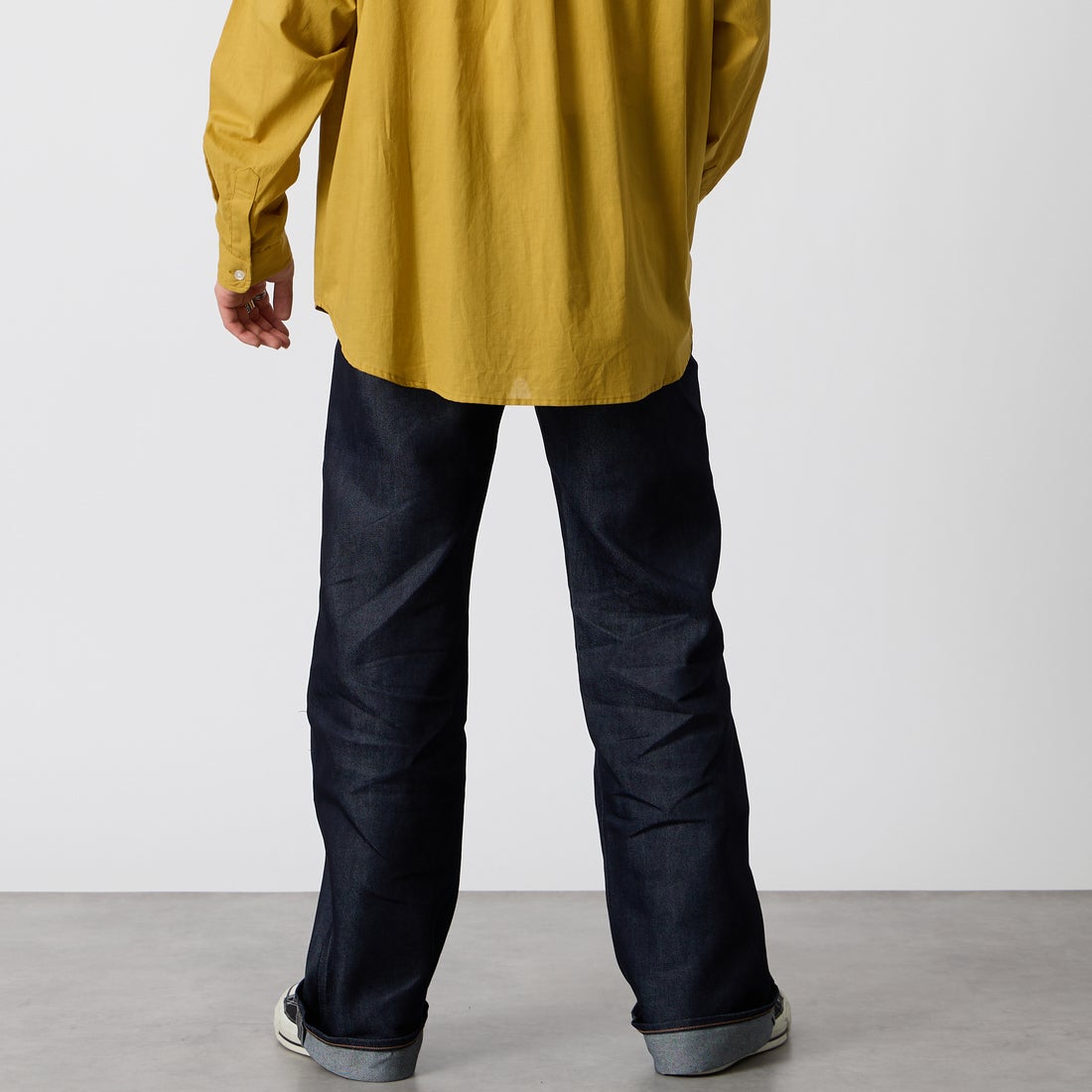Japan Blue Jeans. [ジャパンブルージーンズ] 9ozライトフレアジーンズ [JMJE0502] RIG &&モデル身長：177cm 着用サイズ：28&&