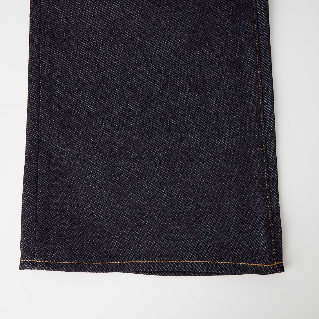 Japan Blue Jeans. [ジャパンブルージーンズ] 9ozライトフレアジーンズ [JMJE0502] RIG