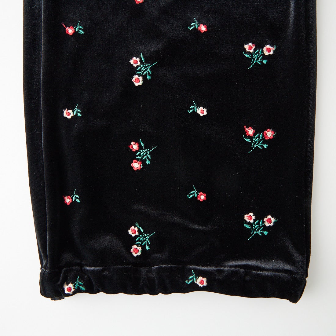 TICCA [ティッカ] ベロアフラワーエンブロイダリーパンツ [TBFA-172] BLK FLOWER