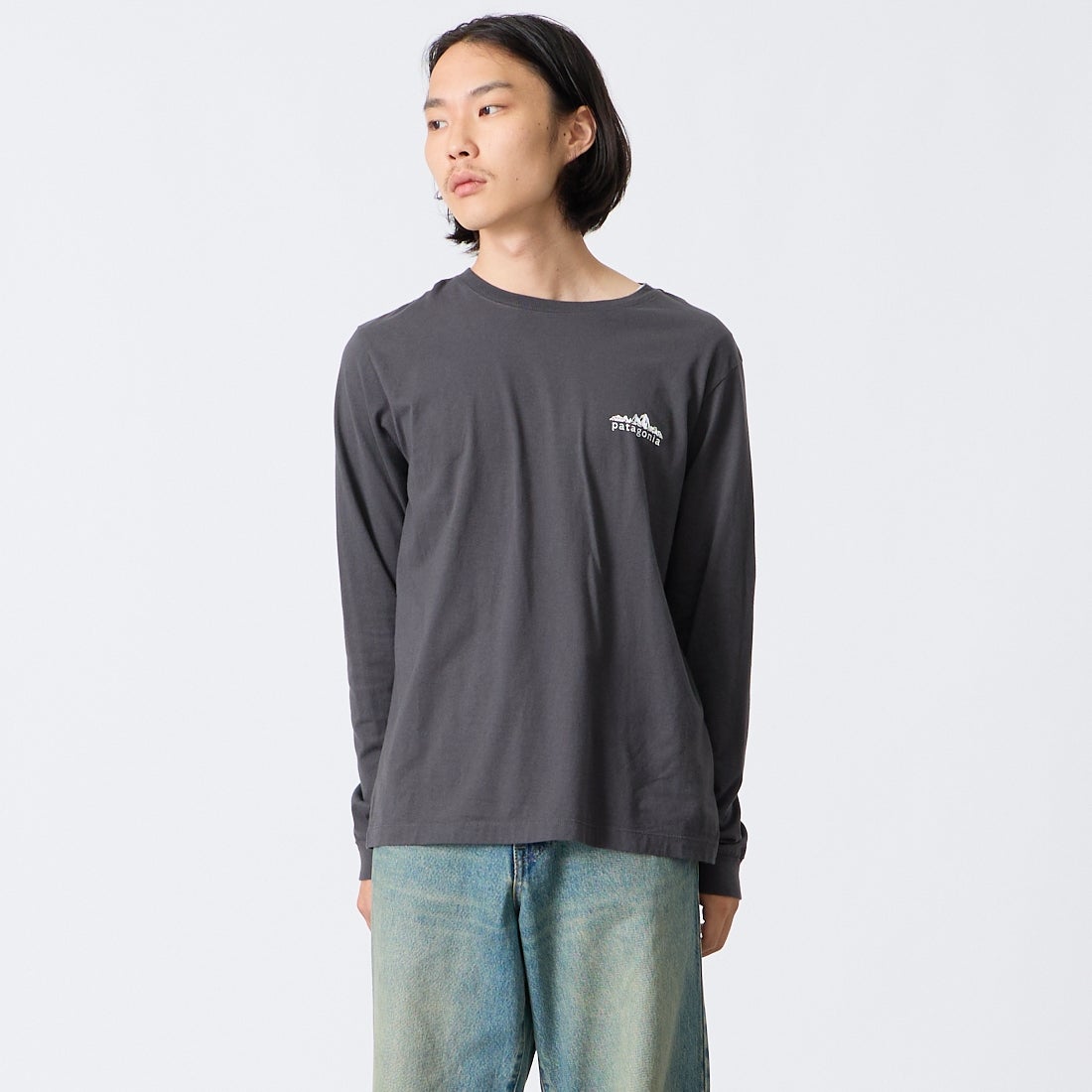 patagonia [パタゴニア] メンズ ロングスリーブ フィッツロイ フットヒルズTシャツ [37893] INBK &&モデル身長：175cm 着用サイズ：S&&