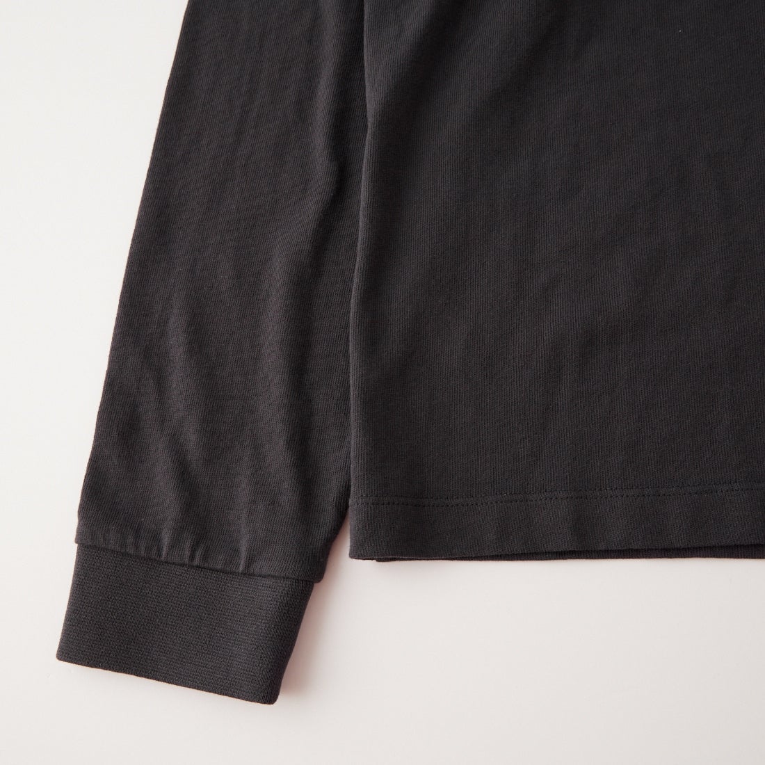 patagonia [パタゴニア] メンズ ロングスリーブ ミッドウェイト 95オーバルロゴポケットTシャツ [37898] BLK