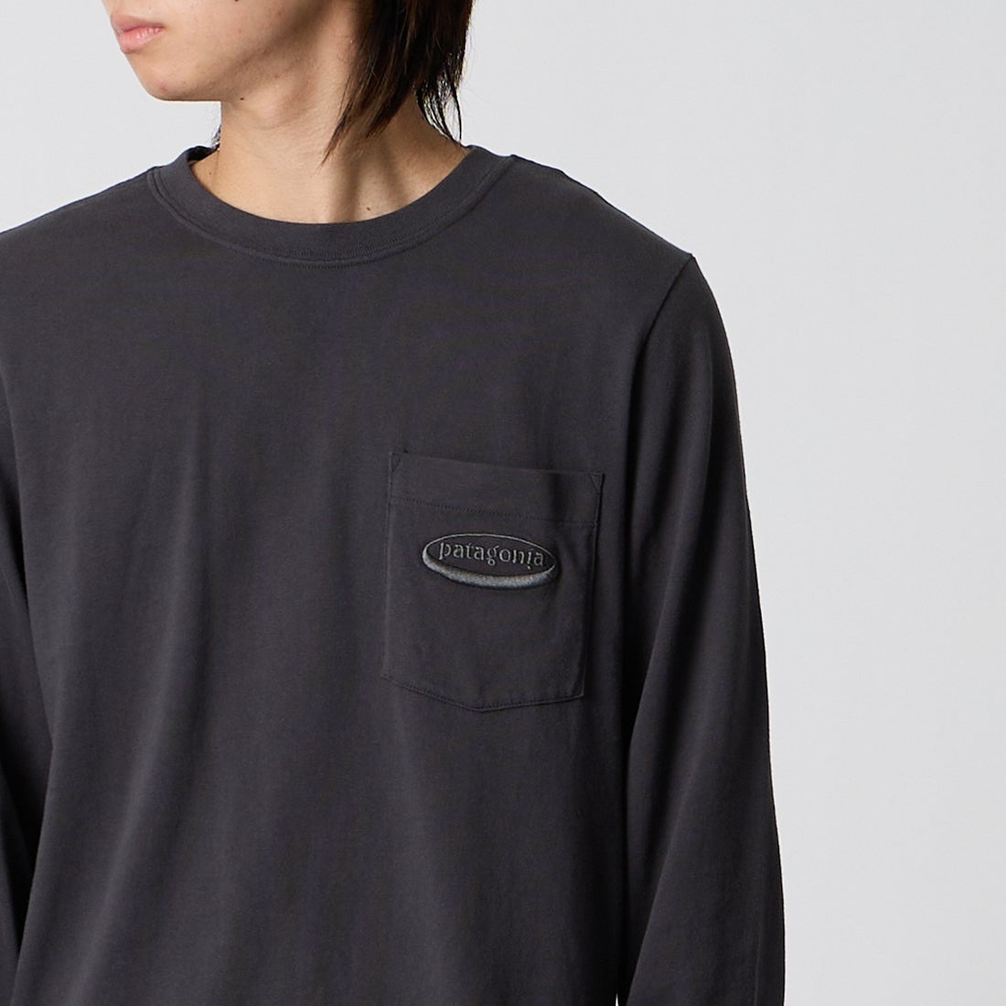 patagonia [パタゴニア] メンズ ロングスリーブ ミッドウェイト 95オーバルロゴポケットTシャツ [37898] CVGR &&モデル身長：177cm 着用サイズ：M&&
