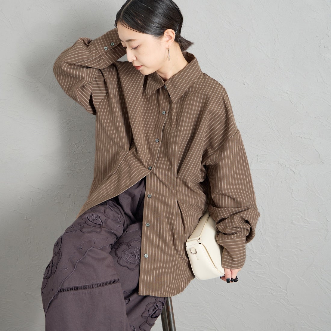 28 BROWN&&モデル身長：150cm 着用サイズ：F&&