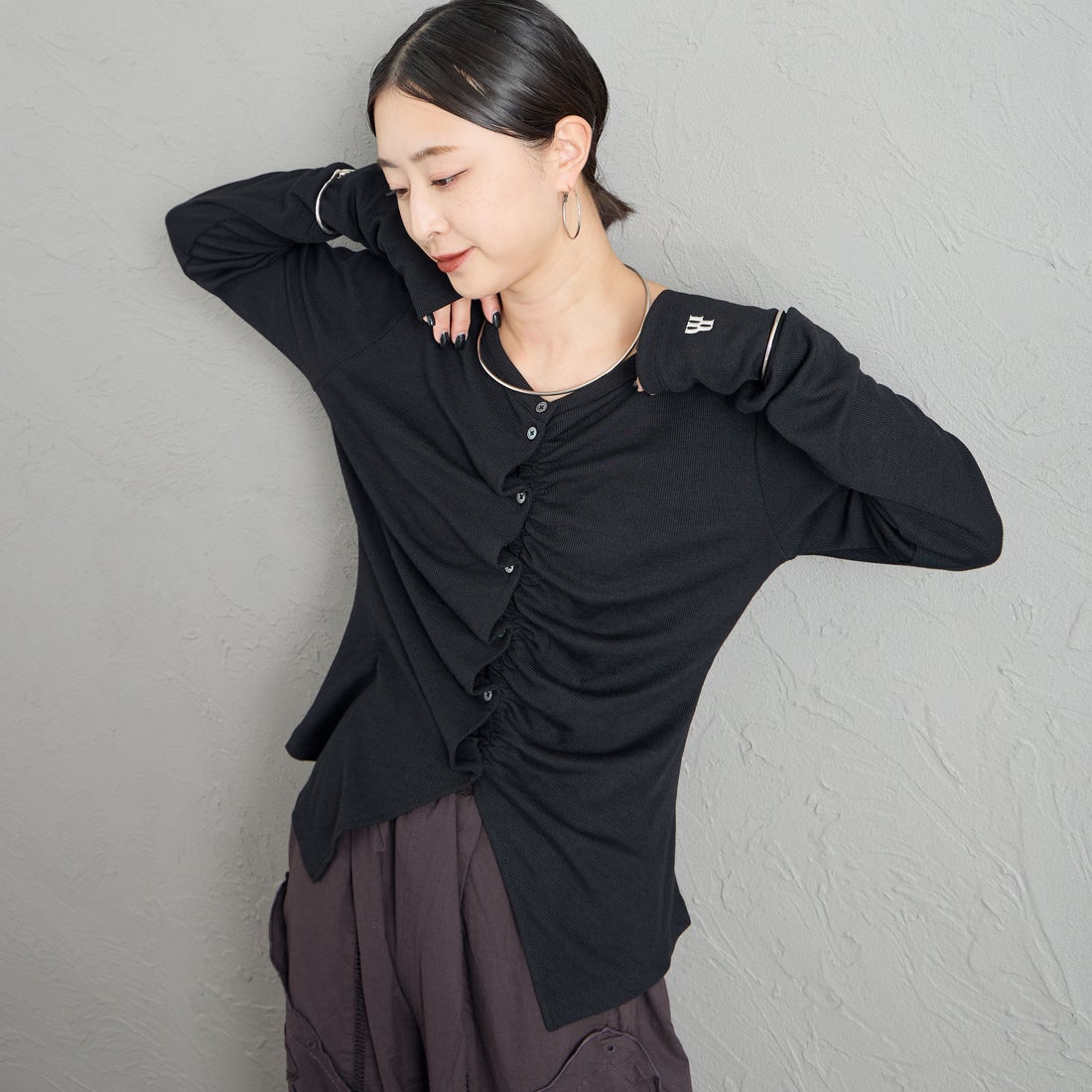 09 BLACK&&モデル身長：150cm 着用サイズ：F&&