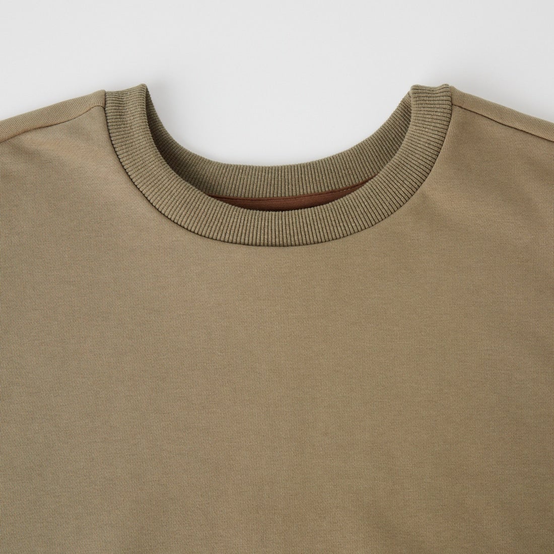 Marmot [マーモット] 別注 バーティカルロゴ バックプリントスウェット [MTFW26USW370IN-JF] BEIGE