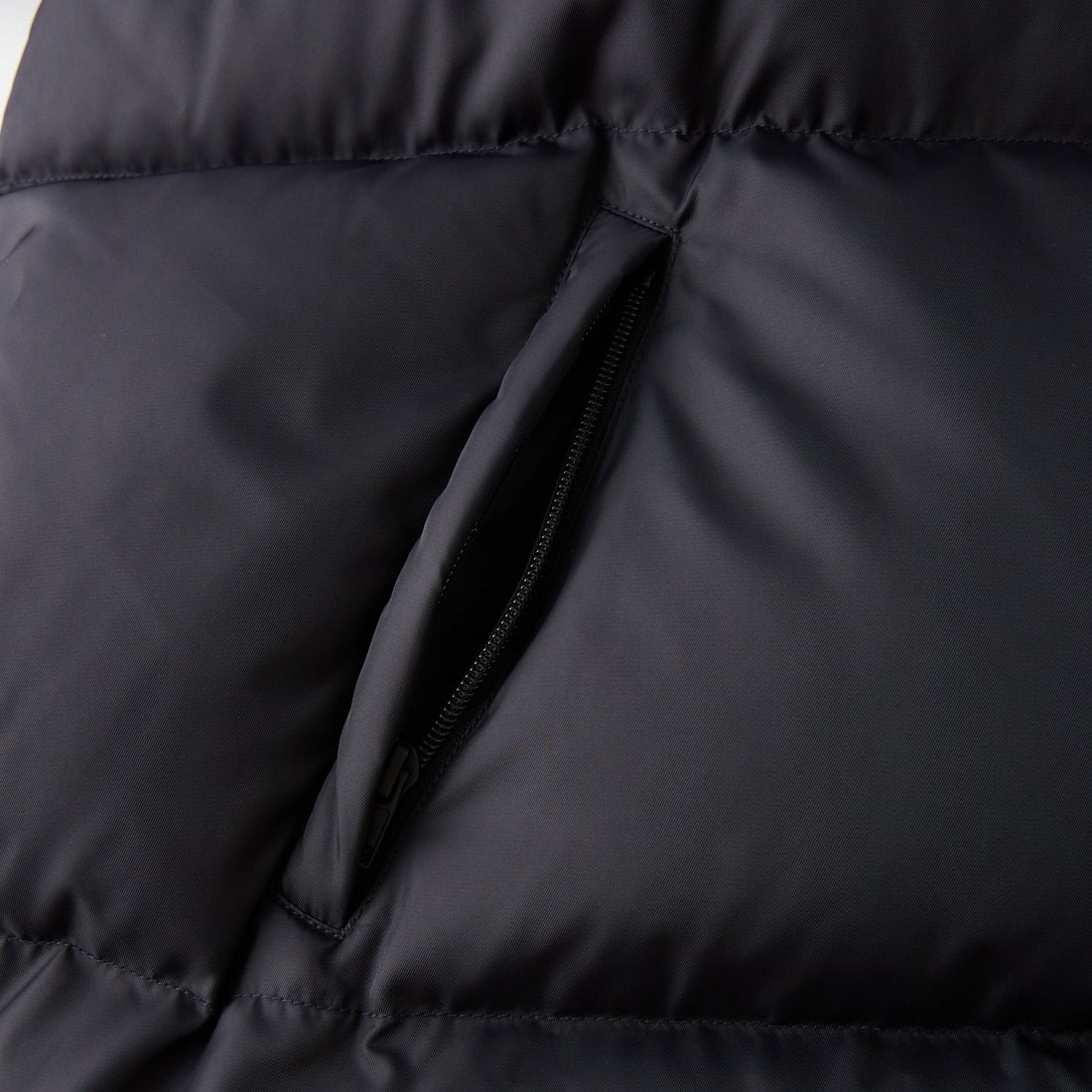 MM6 Maison Margiela [エムエムシックス メゾン マルジェラ] ナイロンパファージャケット [S52AM0370-M36018] 900 BLACK