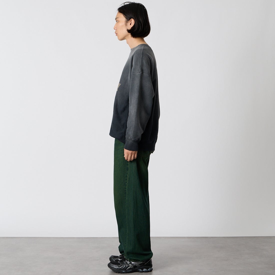 LIBERTO [リベルト] ASHEVILLE カーブデニムパンツ [FL2512] 120 D.GREE &&モデル身長：175cm 着用サイズ：30&&