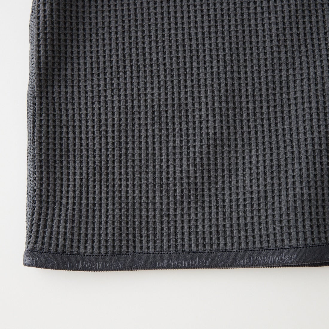 and wander [アンドワンダー] PEワッフル ショートレングスTシャツ [5746284091] GRAY