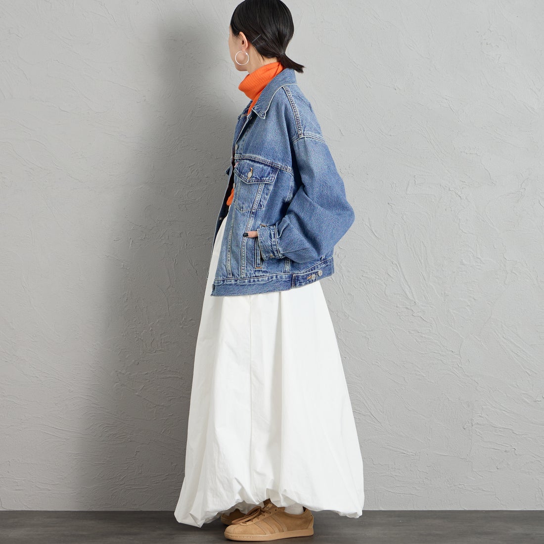 LEVI'S [リーバイス] 90S トラッカージャケット [A1743-01] 76 CHOP CH &&モデル身長：150cm 着用サイズ：S&&
