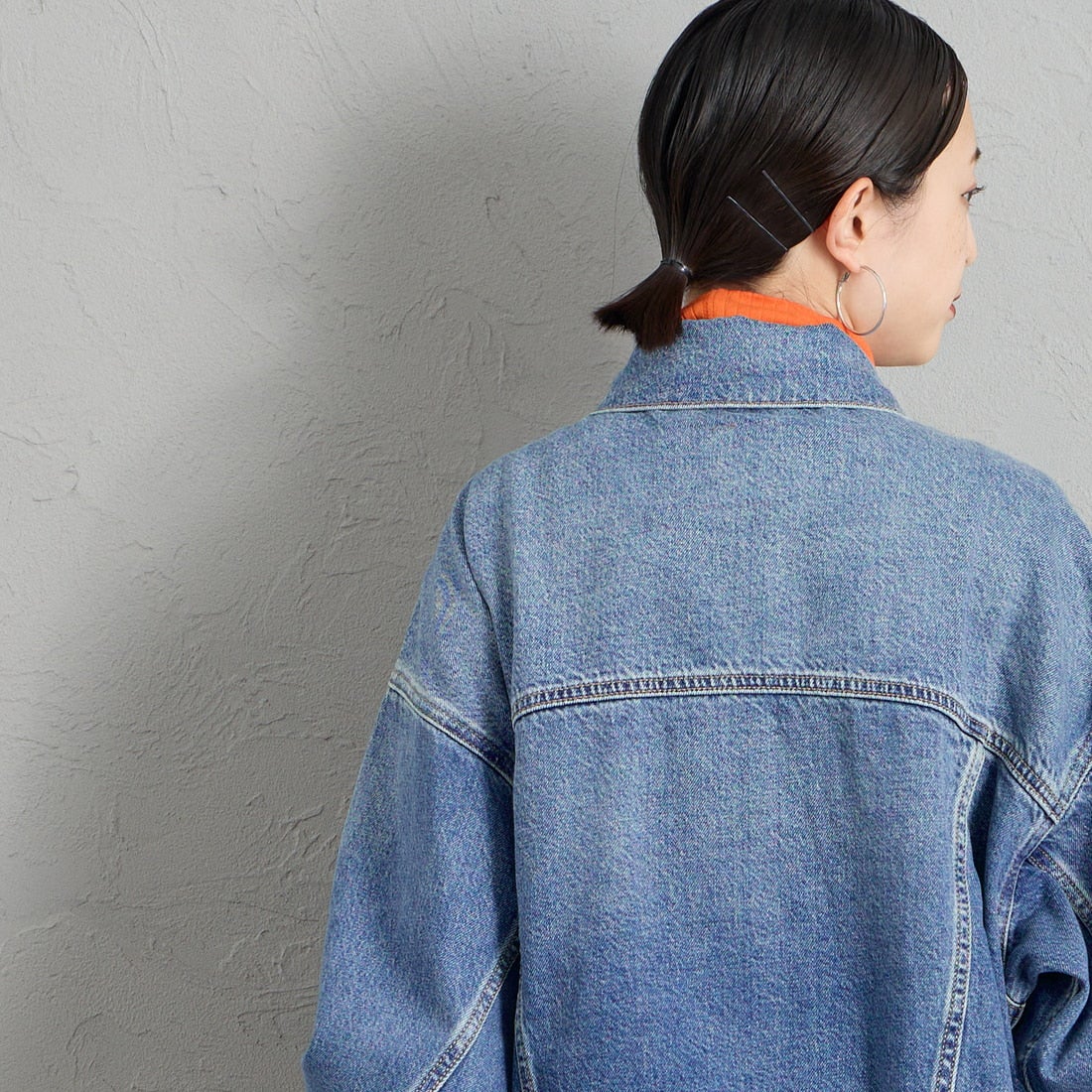 LEVI'S [リーバイス] 90S トラッカージャケット [A1743-01] 76 CHOP CH &&モデル身長：150cm 着用サイズ：S&&