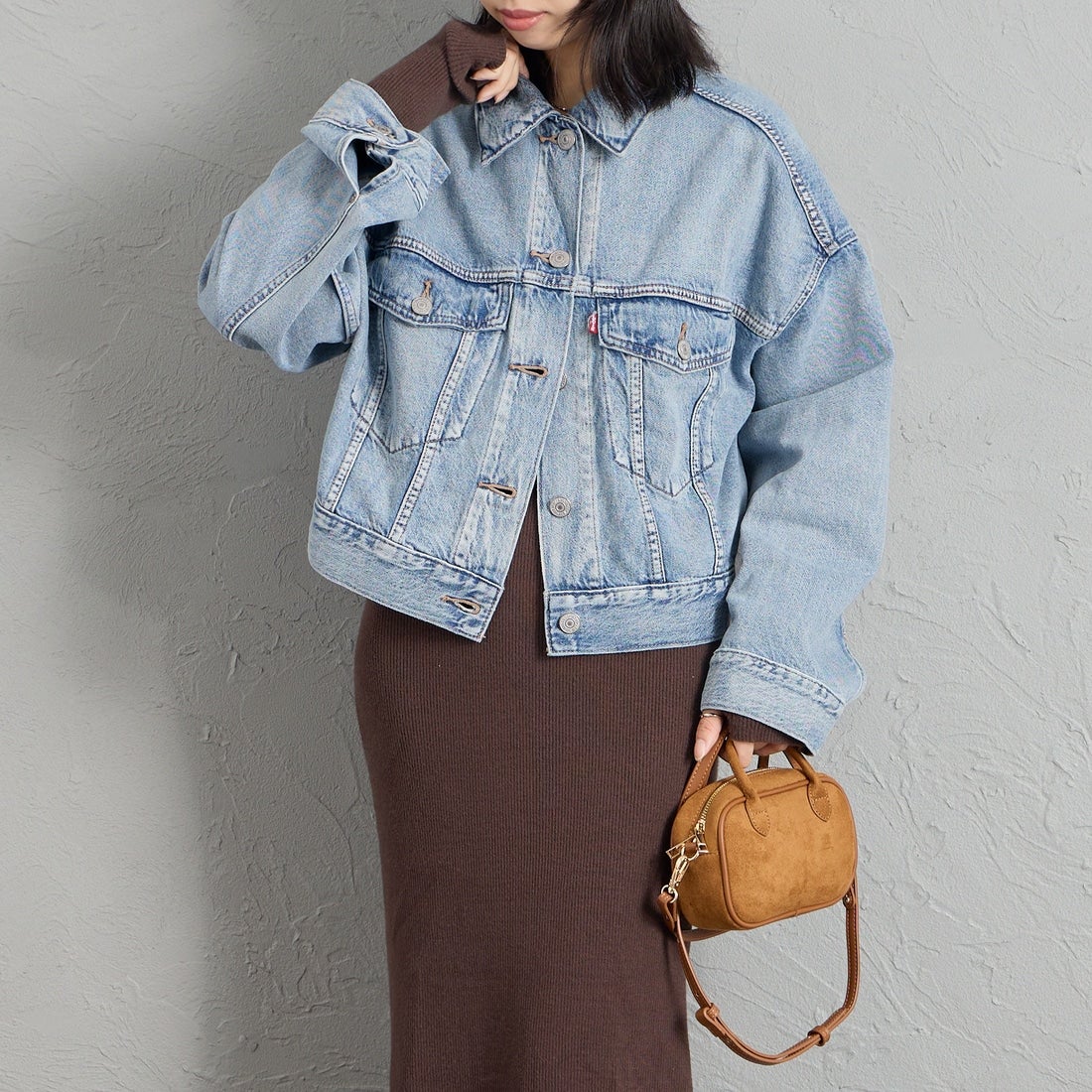 LEVI'S [リーバイス] ルーズクロップド トラッカージャケット [0089L-00] 04 SUNNY S &&モデル身長：162cm 着用サイズ：S&&