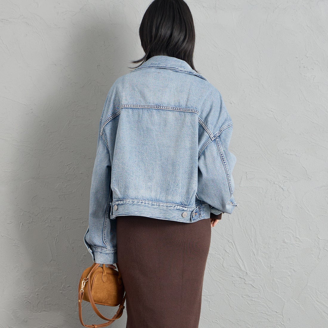LEVI'S [リーバイス] ルーズクロップド トラッカージャケット [0089L-00] 04 SUNNY S &&モデル身長：162cm 着用サイズ：S&&