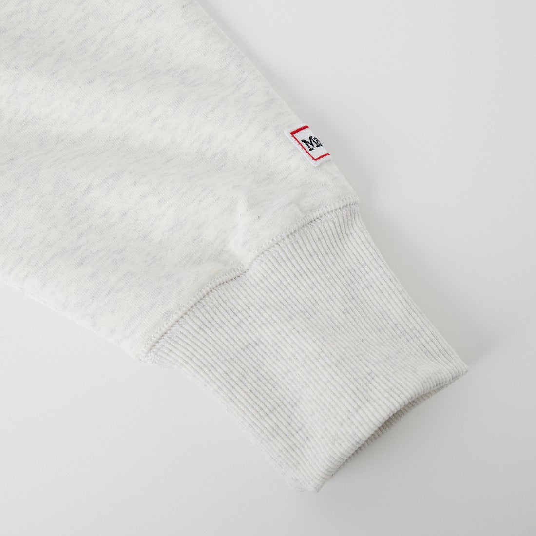 Marmot [マーモット] 別注 ロゴプリント カットオフスウェット [MTFW26WSW374IN-JF] ASH GRAY