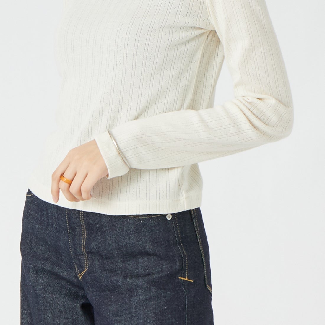 Health knit [ヘルスニット] アイレット ジャカードリブクルーネックカットソー [HR26F-L454] 61 IVORY &&モデル身長：162cm 着用サイズ：F&&
