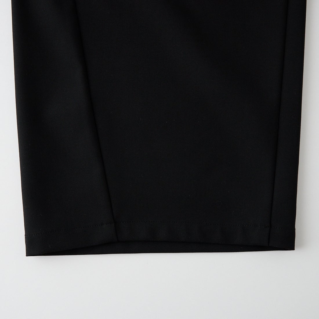 White Mountaineering [ホワイトマウンテニアリング] ストレッチ カーブパンツ [WM2673406] BLACK