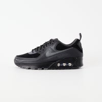 001 BLACK