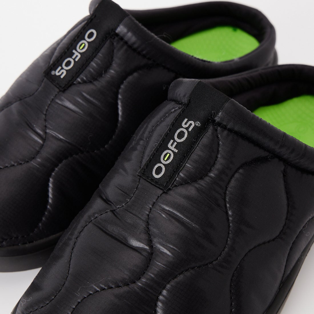 OOFOS [ウーフォス] ウークージー サーモミュール [OOCOOZIE-THERMO] BLACK/BLAC
