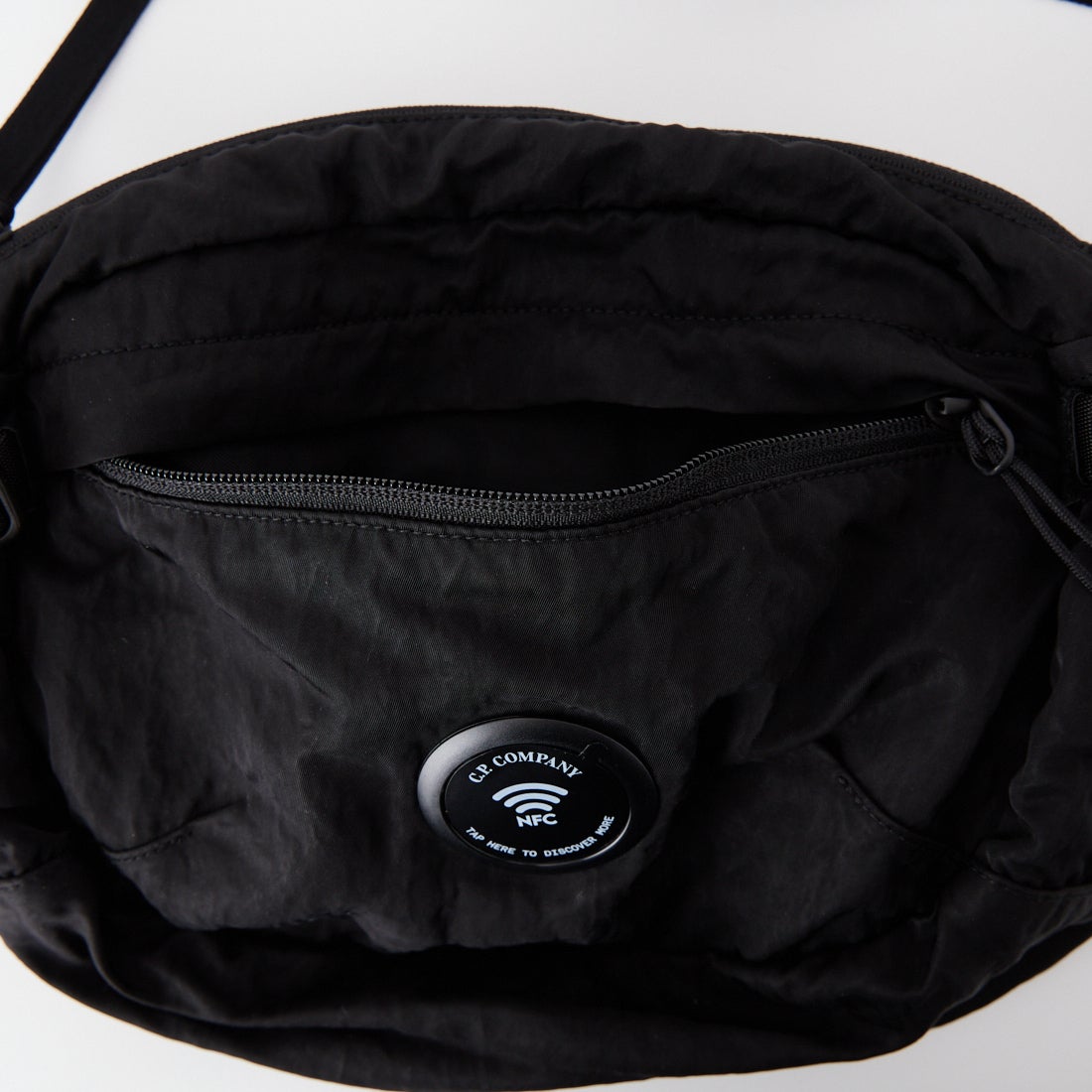 C.P.COMPANY [シーピーカンパニー] ナイロンB レンズ ウエストバッグ [RCCMAC734A] 999 BLACK