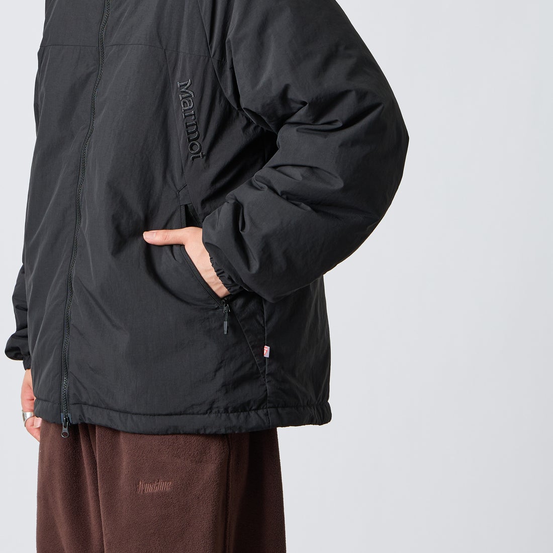 Marmot [マーモット] 別注 プリマロフト 中綿入りフードジャケット [MTFW26UJK348IN-JF] BLACK