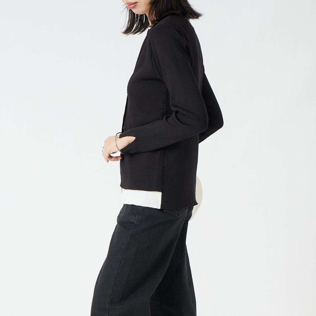 TORRAZZO DONNA [トラッゾドンナ] レイヤードバイカラートップス [6268-450] 19 BLACK &&モデル身長：162cm 着用サイズ：F&&