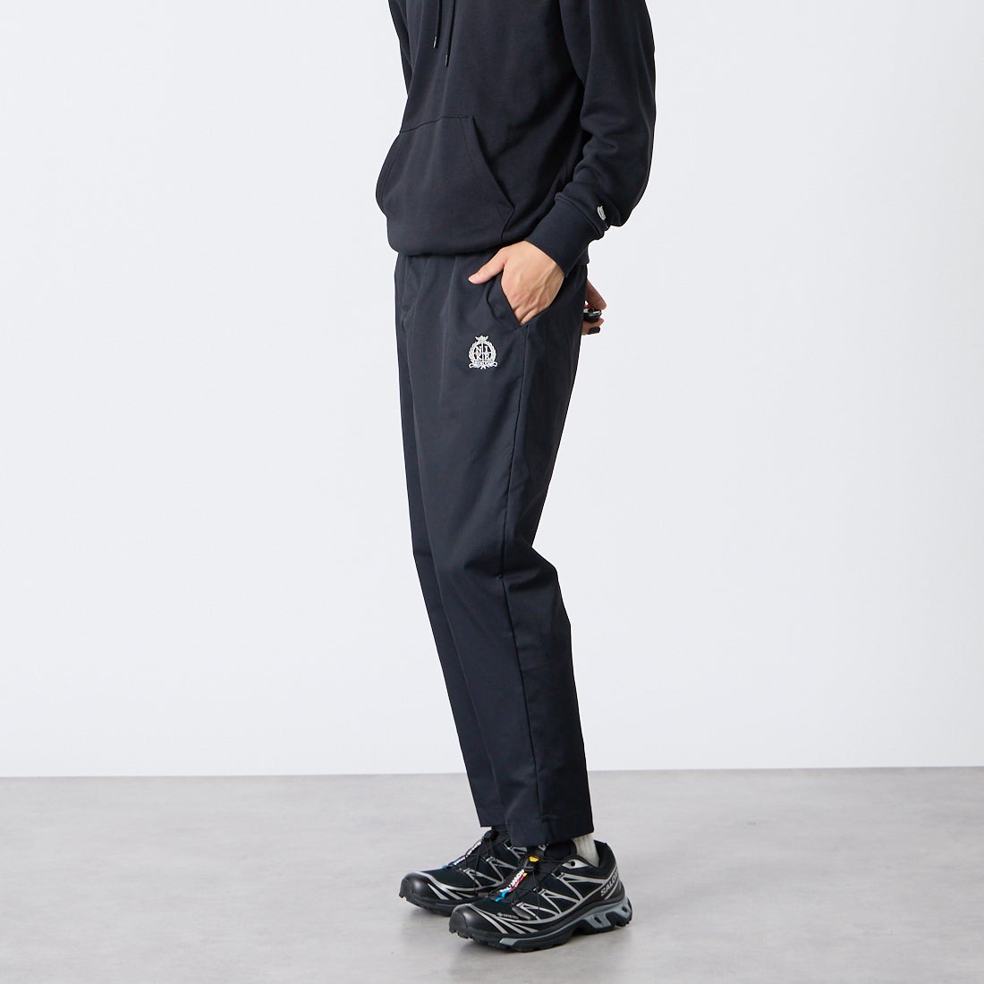 NIKE [ナイキ] クラブ ウーブン オープンヘム パンツ [IM5860] 010 ﾌﾞﾗｯｸ &&モデル身長：175cm 着用サイズ：M&&