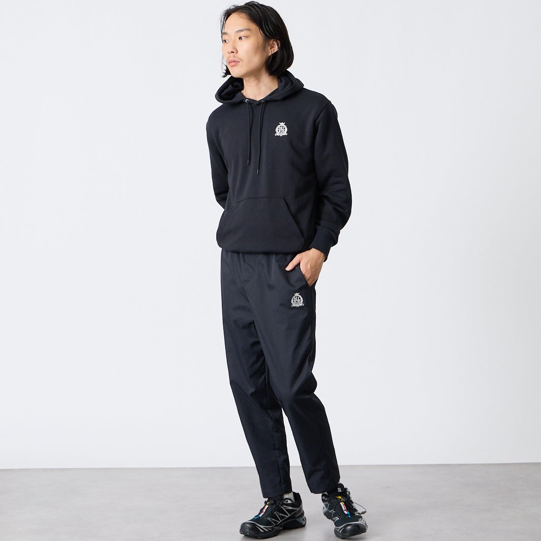 NIKE [ナイキ] クラブ ウーブン オープンヘム パンツ [IM5860] 010 ﾌﾞﾗｯｸ &&モデル身長：175cm 着用サイズ：M&&