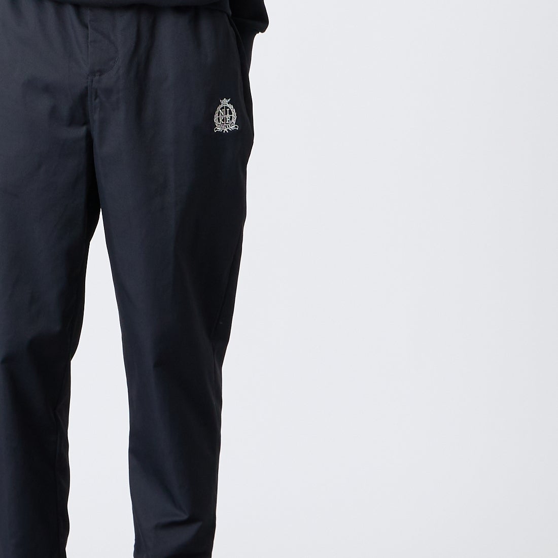 NIKE [ナイキ] クラブ ウーブン オープンヘム パンツ [IM5860] 010 ﾌﾞﾗｯｸ &&モデル身長：175cm 着用サイズ：M&&イキ] クラブ ウーブン オープンヘム パンツ [IM5860] 010 ﾌﾞﾗｯｸ