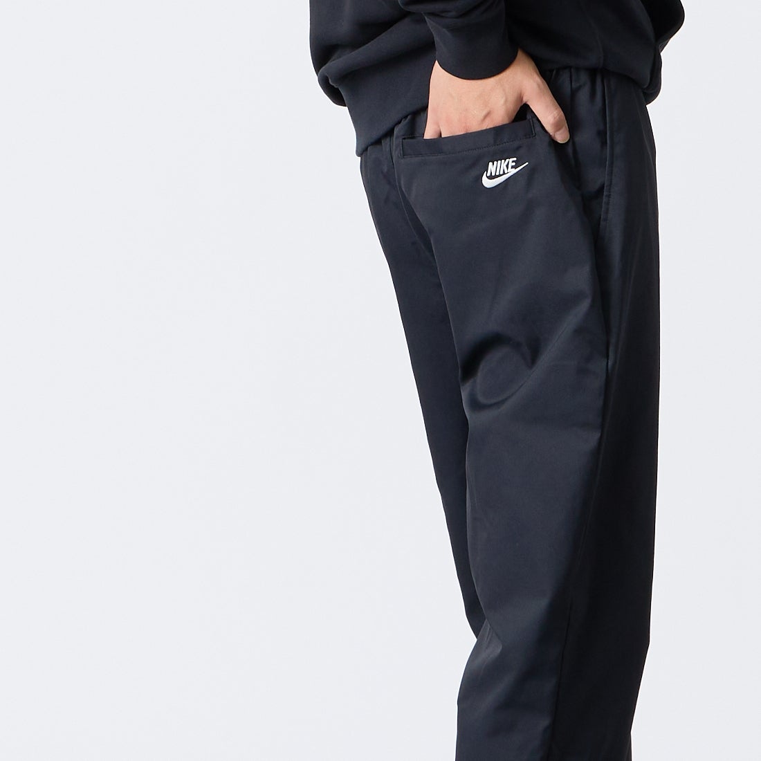 NIKE [ナイキ] クラブ ウーブン オープンヘム パンツ [IM5860] 010 ﾌﾞﾗｯｸ &&モデル身長：175cm 着用サイズ：M&&