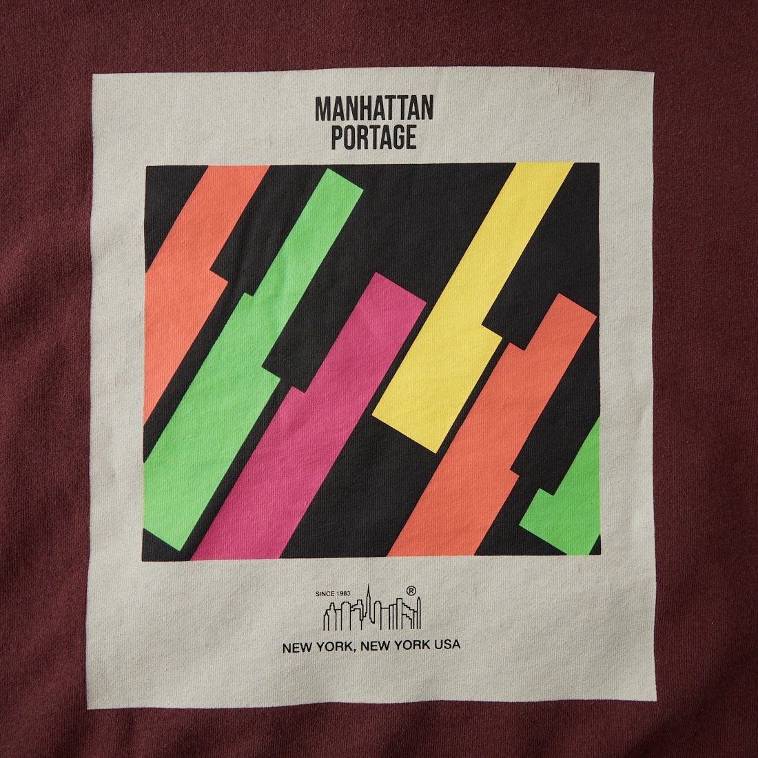 MANHATTAN PORTAGE [マンハッタンポーテージ] バックプリント スウェットパーカー [26FW-MP-M654] WINE
