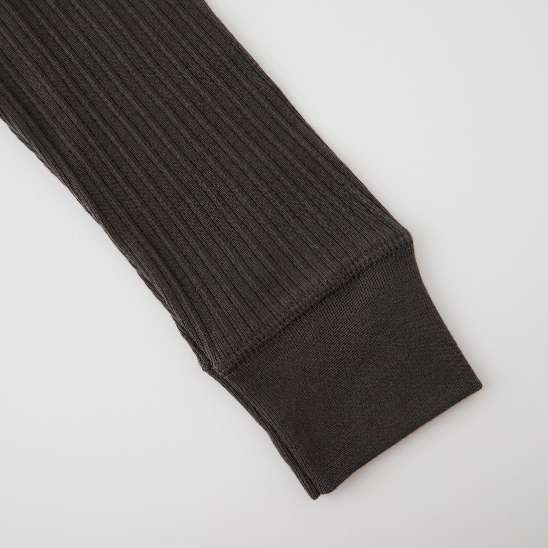 GICIPI [ジチピ] ORIGANO/オリーガノ ヘンリーネック長袖Tシャツ [2622A] MARRONE VE