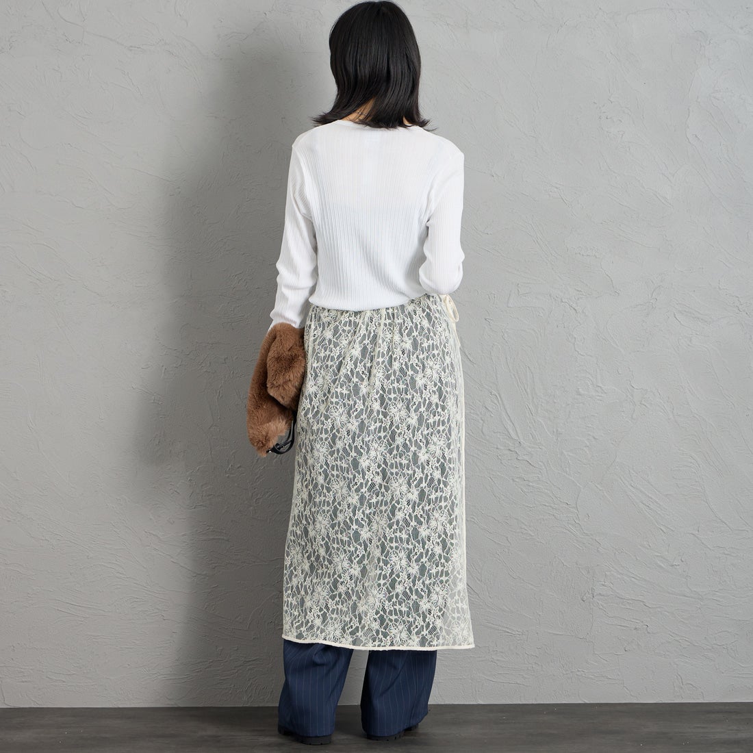 GICIPI [ジチピ] ORIGANO/オリーガノ ヘンリーネック長袖Tシャツ [2622A] BIANCO &&モデル身長：162cm 着用サイズ：1&&