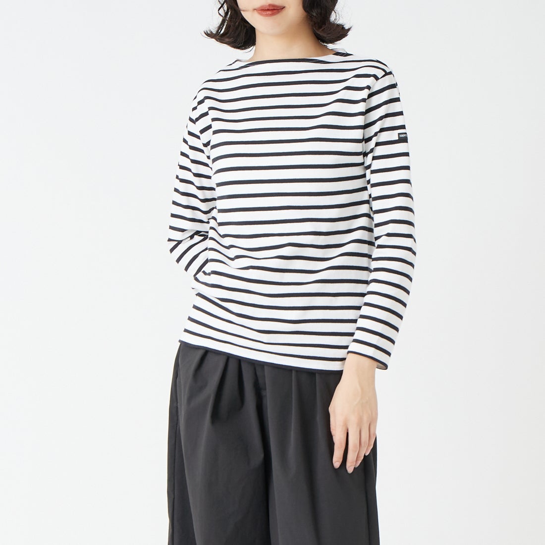 ST.JAMES [セントジェームス] バスクボーダーロングスリーブTシャツ [OUESSANT] NEI/NOI &&モデル身長：162cm 着用サイズ：1&&
