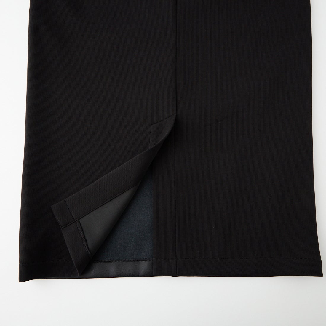 CHIGNON [シニヨン] カットソーコンビ フェイクレザースカート [2864-043KK] BLACK