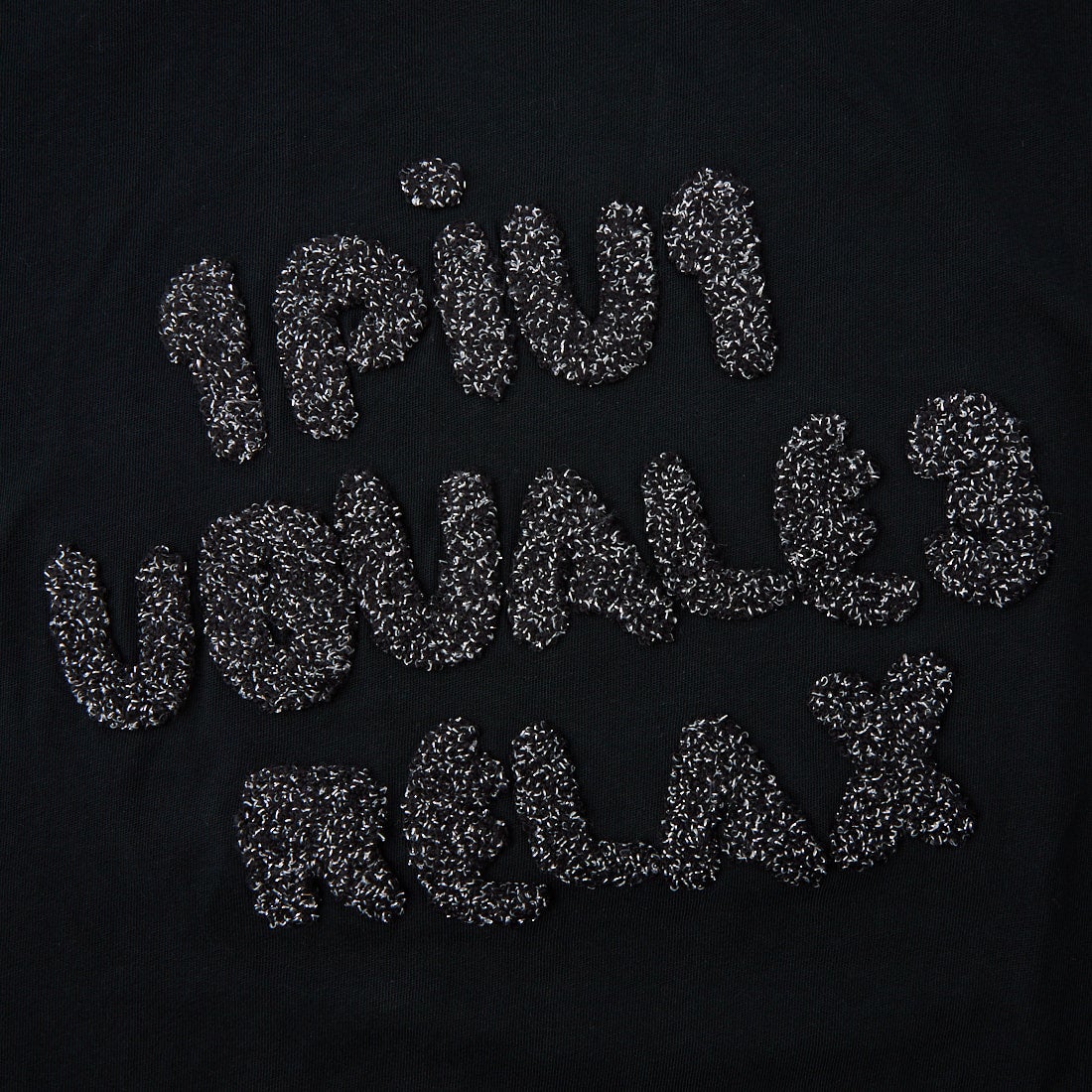 1PIU1UGUALE3 RELAX [ウノ ピゥ ウノ ウグァーレ トレ] グリッターサガラロゴ ロングスリーブTシャツ [UST-26112] SN90 BLACK
