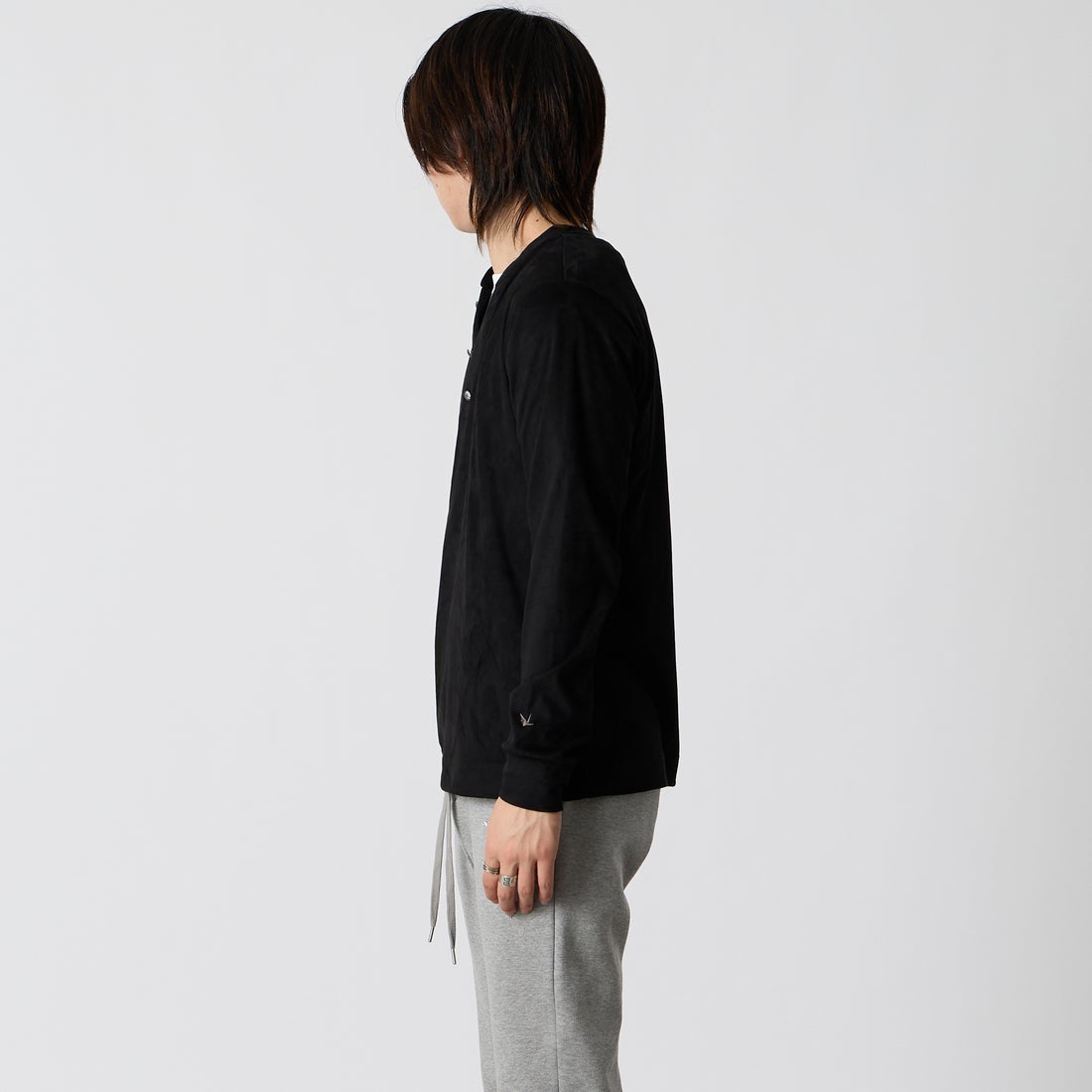 1PIU1UGUALE3 RELAX [ウノ ピゥ ウノ ウグァーレ トレ] スウェードタッチ ヘンリーネックロングTシャツ [UST-26120] SN70 BROWN