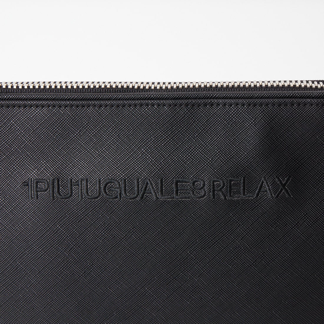1PIU1UGUALE3 RELAX [ウノ ピゥ ウノ ウグァーレ トレ] シンセティックレザー クラッチバッグ [USZ-26050] SN271 BK B