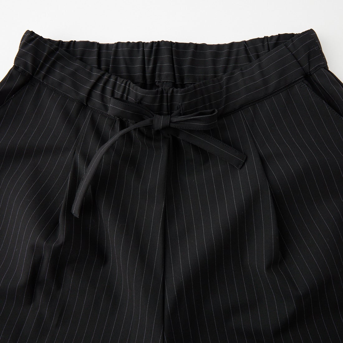Commencement [コメンスメント] ストライプボリュームリラックスパンツ [C-338] BLACK