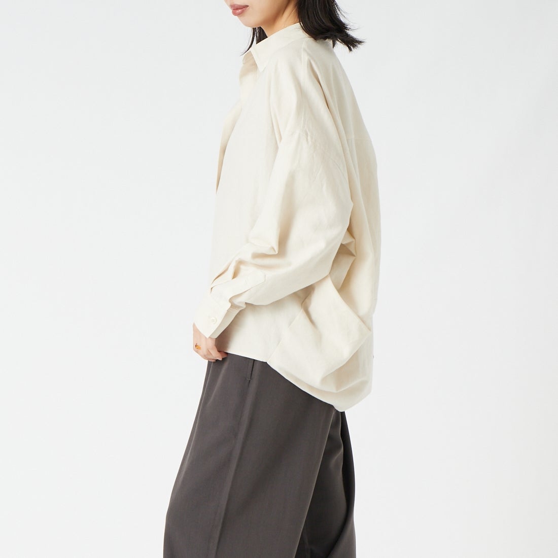 Jeans Factory Clothes [ジーンズファクトリークローズ] フォルムスキッパー ロングスリーブシャツ [26SP-8231] ｱｲﾎﾞﾘｰ &&モデル身長：162cm 着用サイズ：F&&